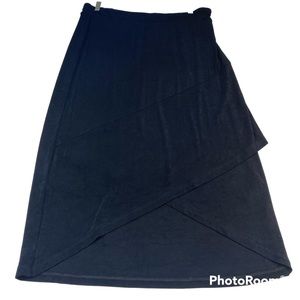 Chicos Travelers Black Knit Stretch Skirt Size 3-Large Asymmetric Hem